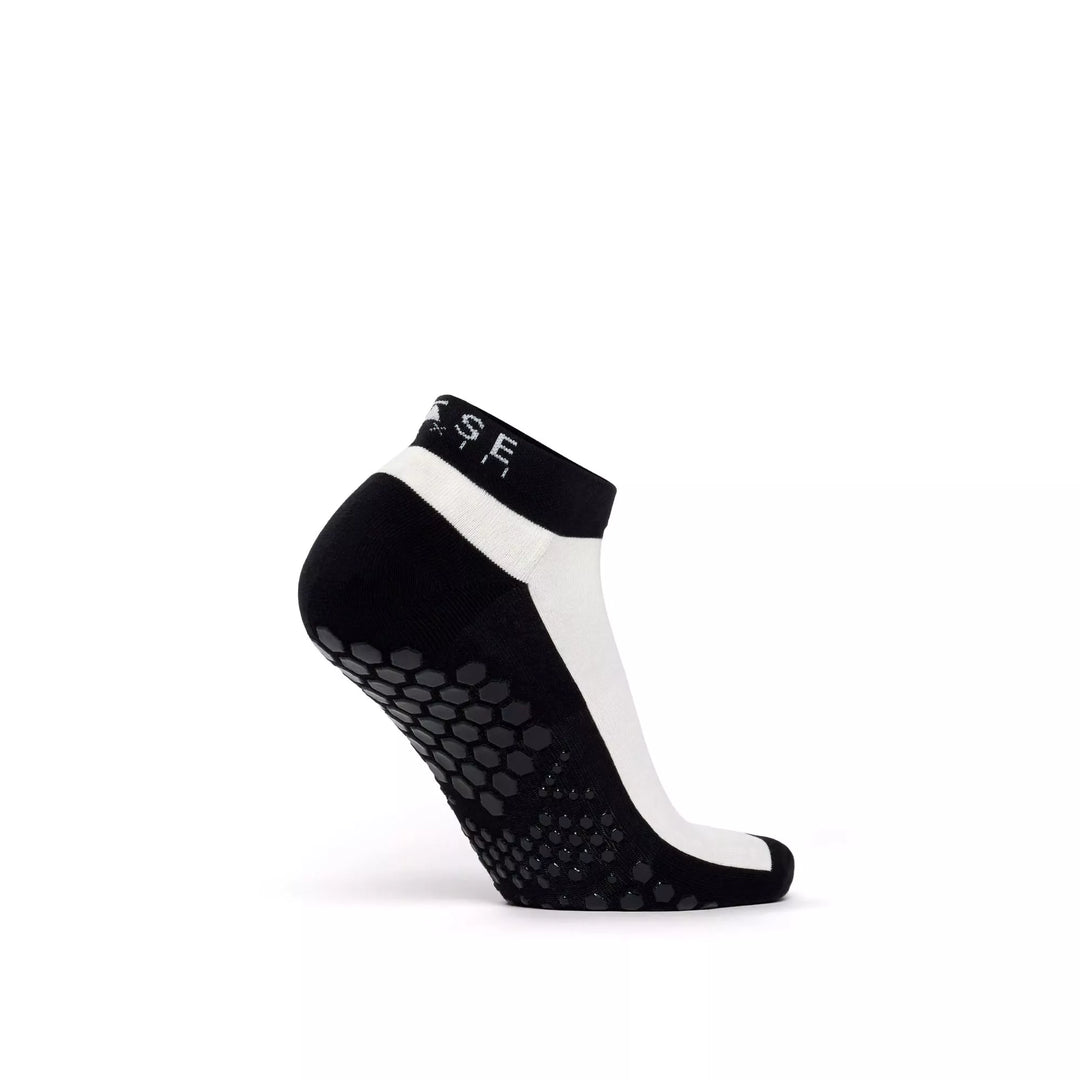 BASE 33 Low Rise Grip Socks