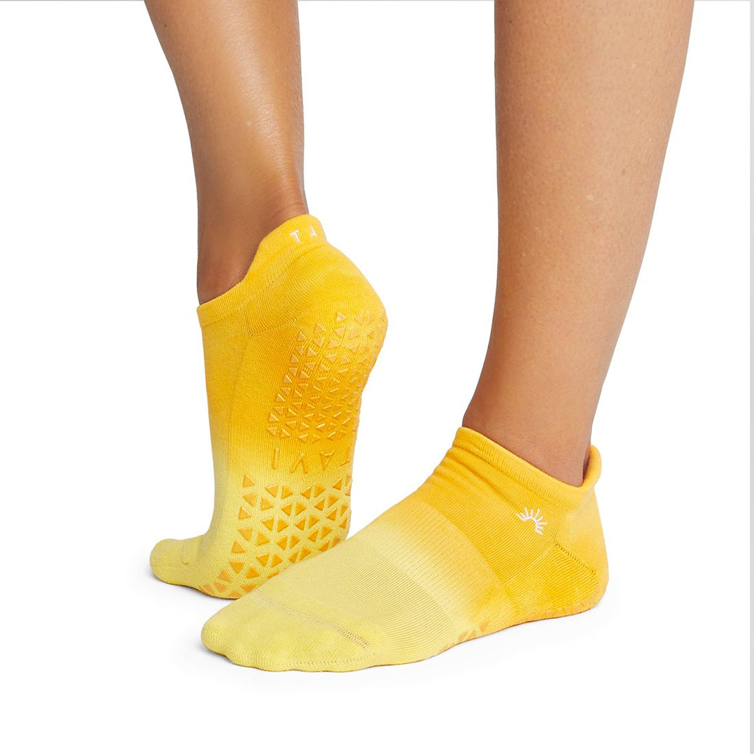 Chloe - Grip Socks in Quartz Ombre