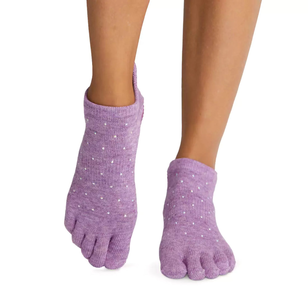 Quality Yoga Accessories  Gym Clothes for Women - ToeSox Australia