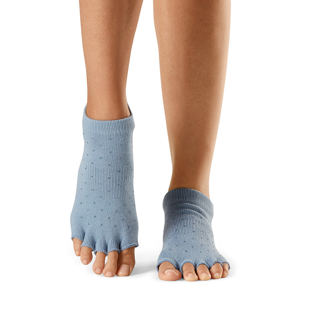 Toesox non-slip toe socks Elle TEC Grip Half Toe